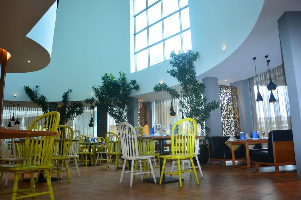 Yunna Hotel Lampung Bandar Lampung Zewnętrze zdjęcie