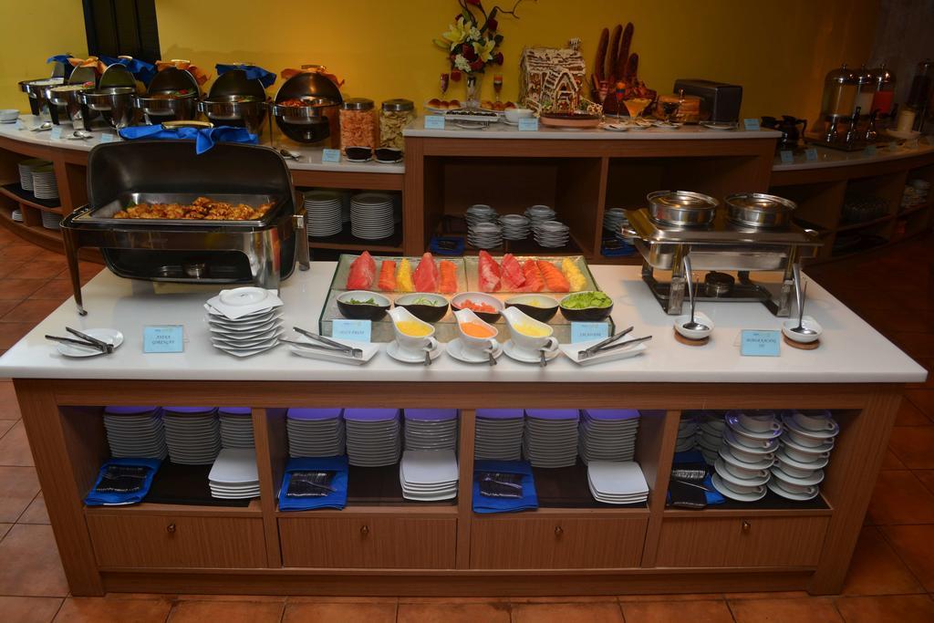 Yunna Hotel Lampung Bandar Lampung Zewnętrze zdjęcie