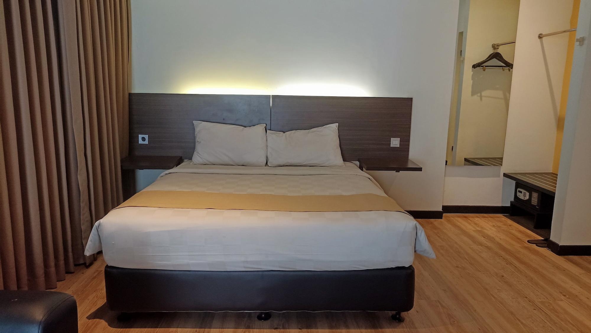Yunna Hotel Lampung Bandar Lampung Zewnętrze zdjęcie