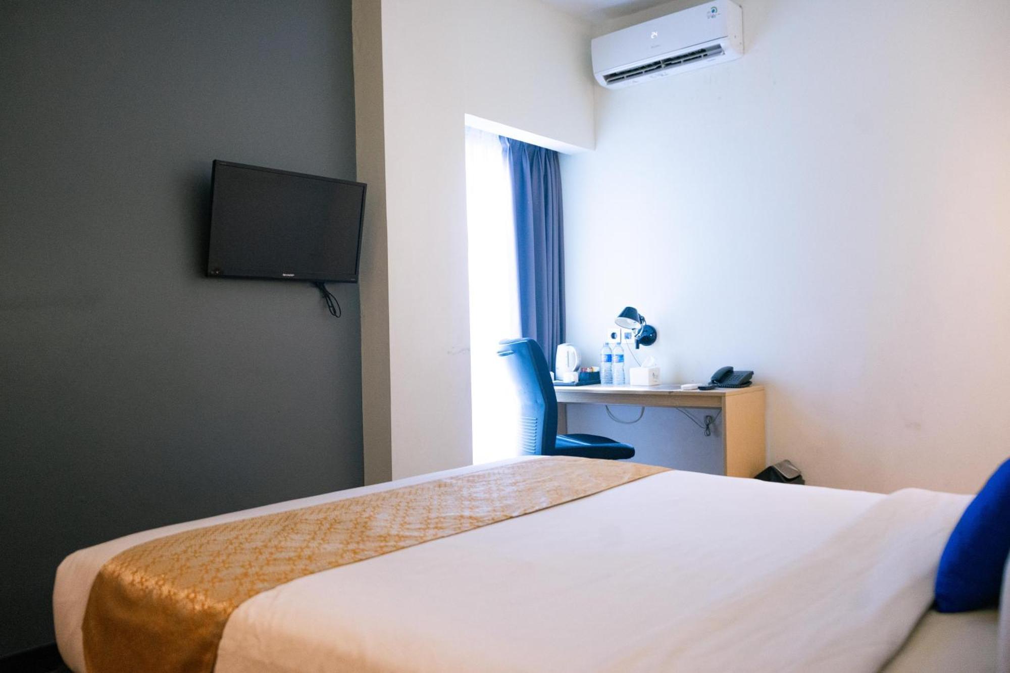 Yunna Hotel Lampung Bandar Lampung Zewnętrze zdjęcie