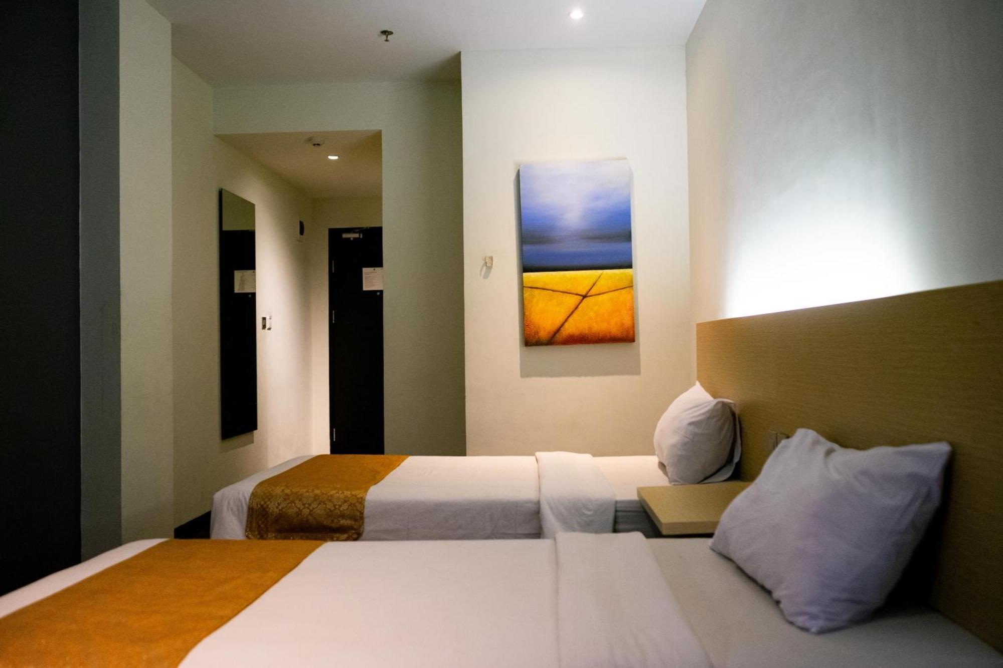 Yunna Hotel Lampung Bandar Lampung Zewnętrze zdjęcie
